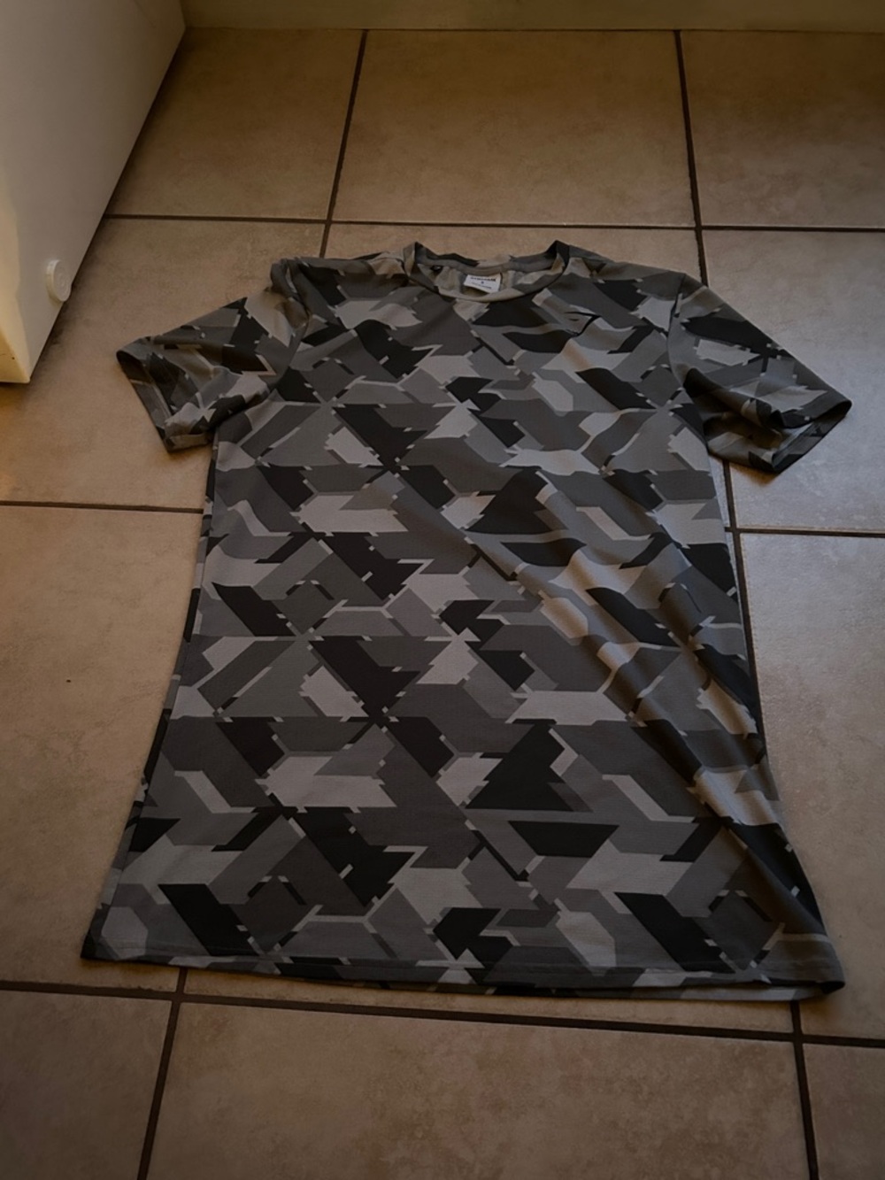 Gymshark Grey & Black Camo Performance Tee